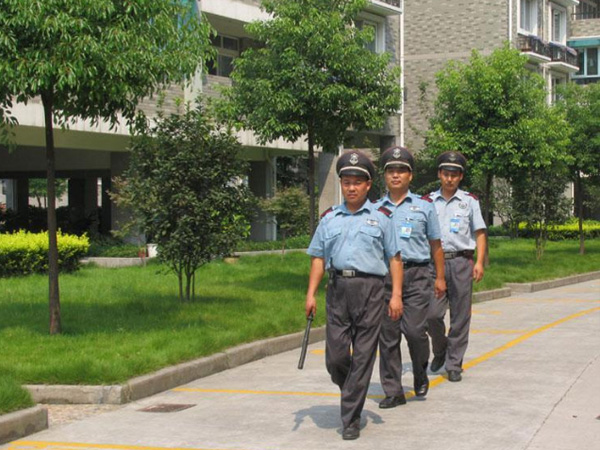 保安服务在小区安全防范工作中的重要性